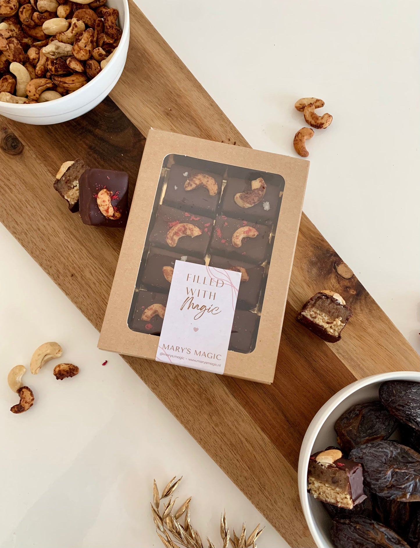 Cashew & Date Bonbons